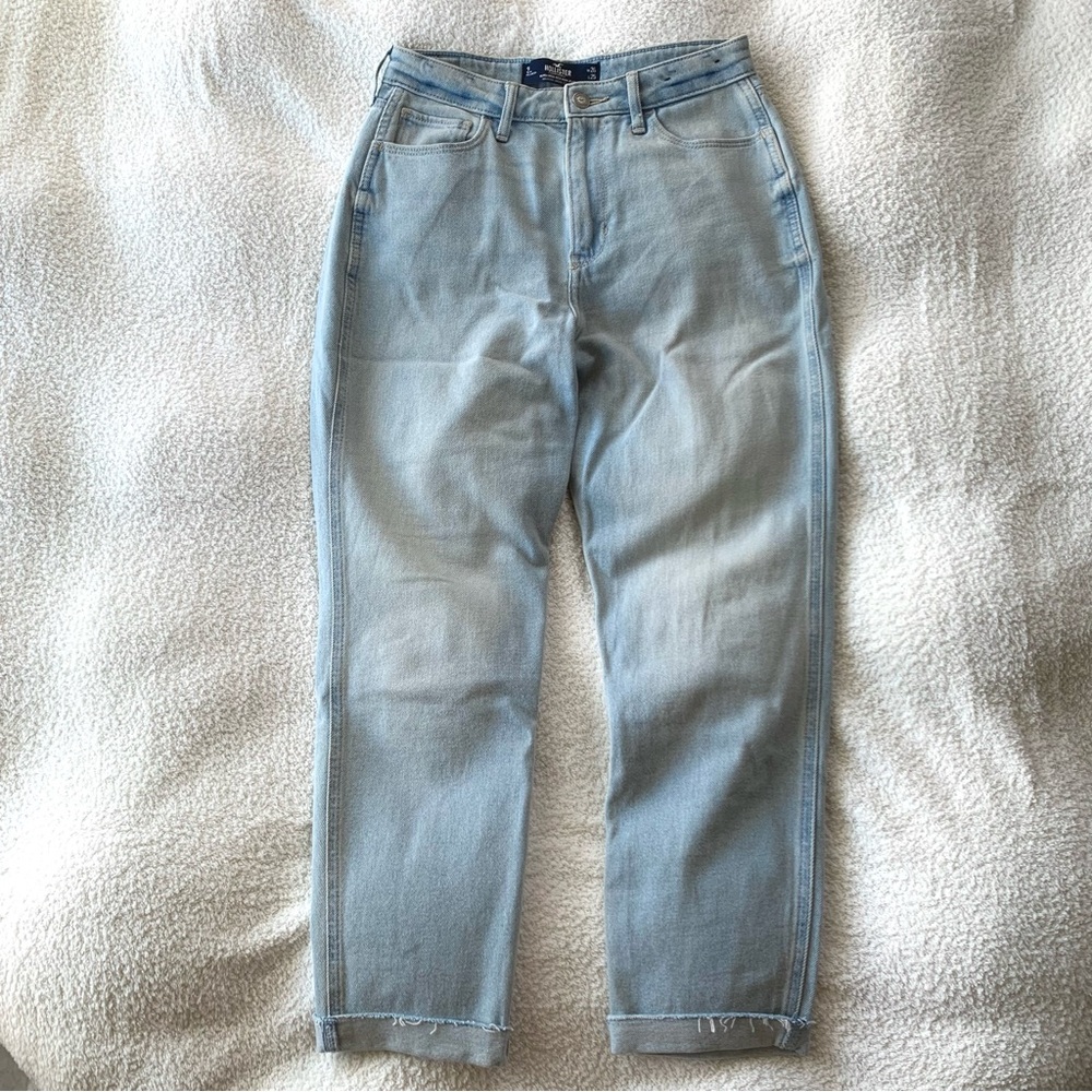 Hollister High Rise Light Wash Jeans